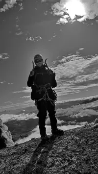 Expedición en alta montaña andina